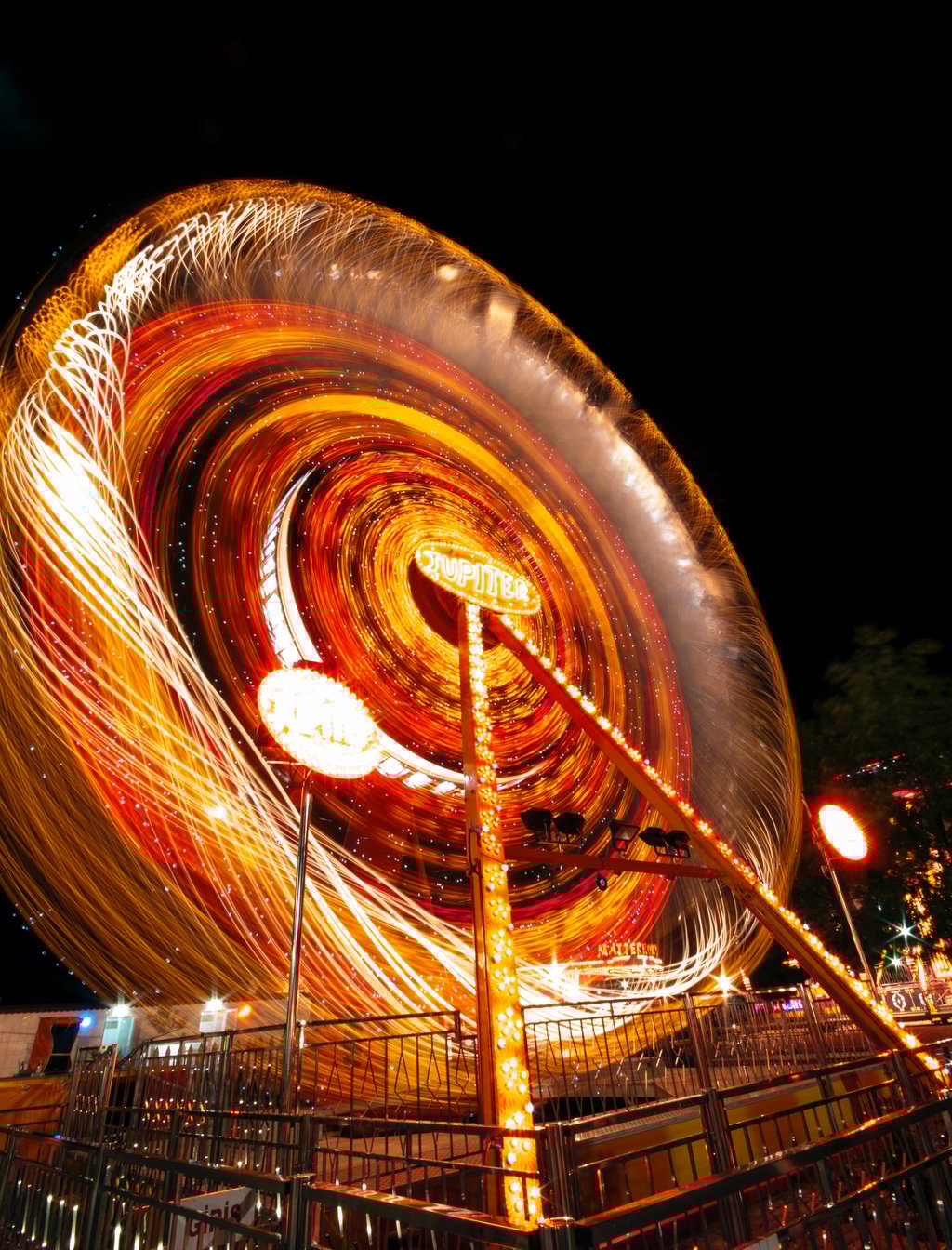 homepage-lightened-ferris-wheel